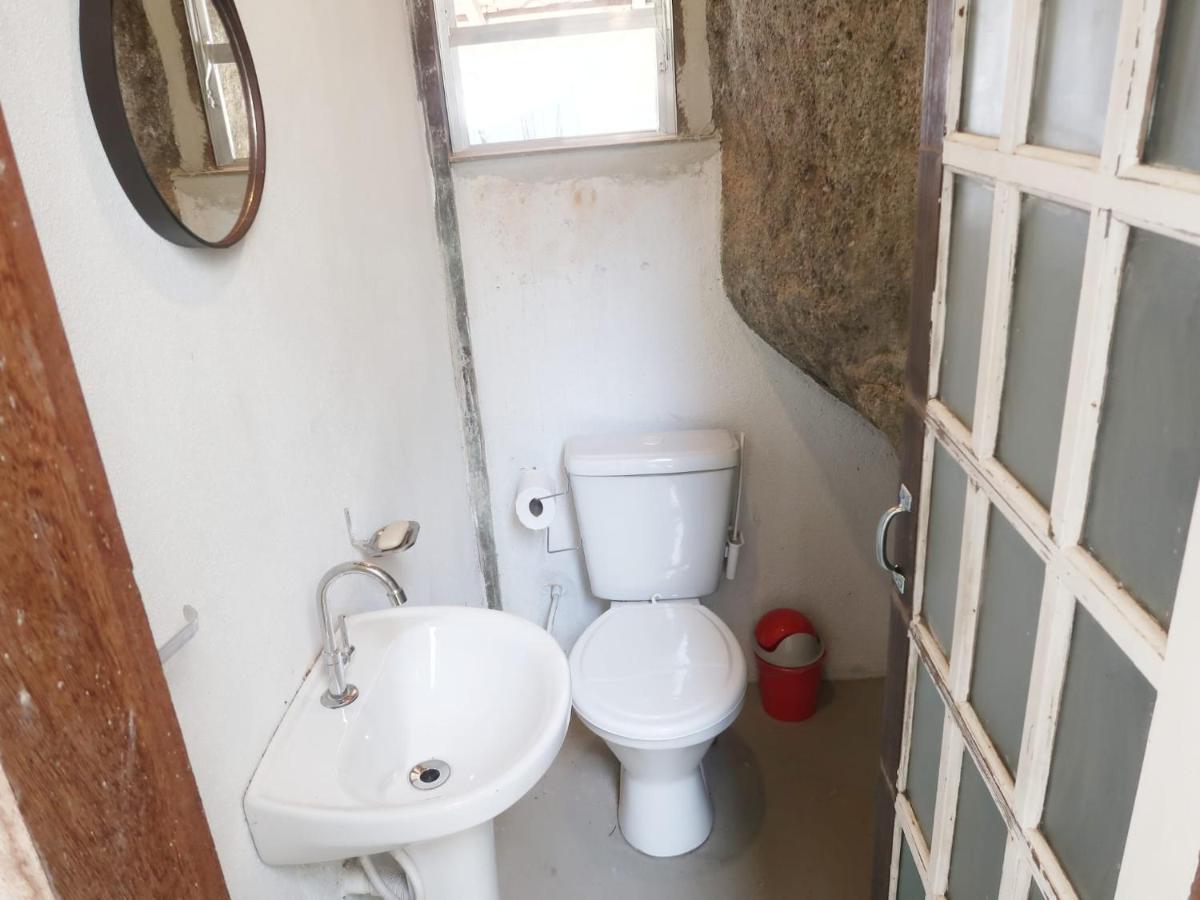 Casa Matatiso - Quartos Em Casa Compartilhada Na Ilha Grande ภายนอก รูปภาพ