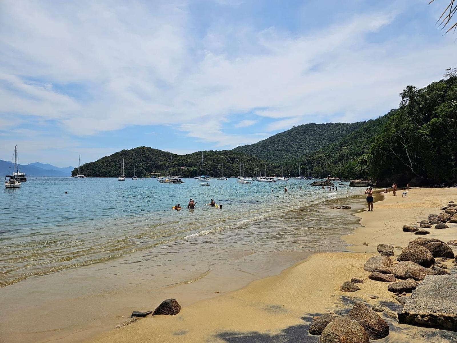 Casa Matatiso - Quartos Em Casa Compartilhada Na Ilha Grande ภายนอก รูปภาพ