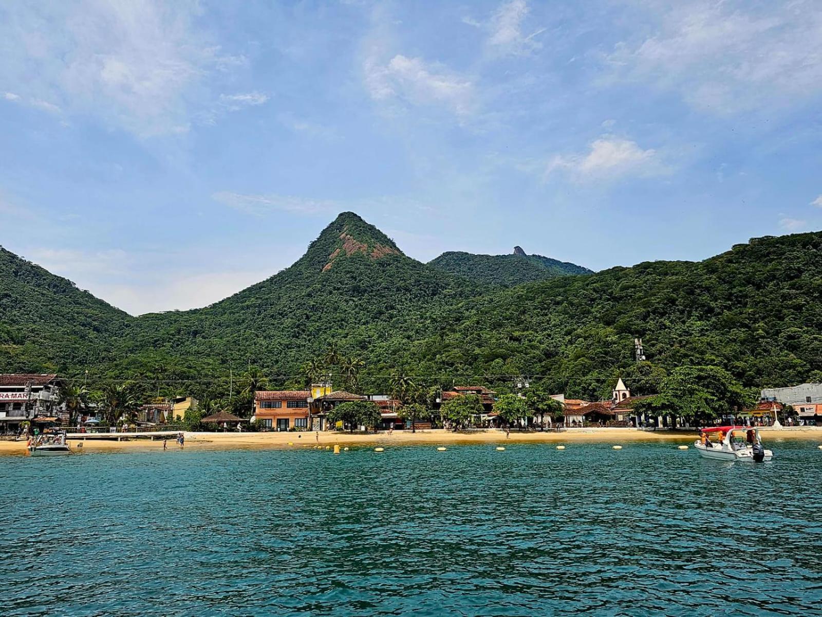 Casa Matatiso - Quartos Em Casa Compartilhada Na Ilha Grande ภายนอก รูปภาพ