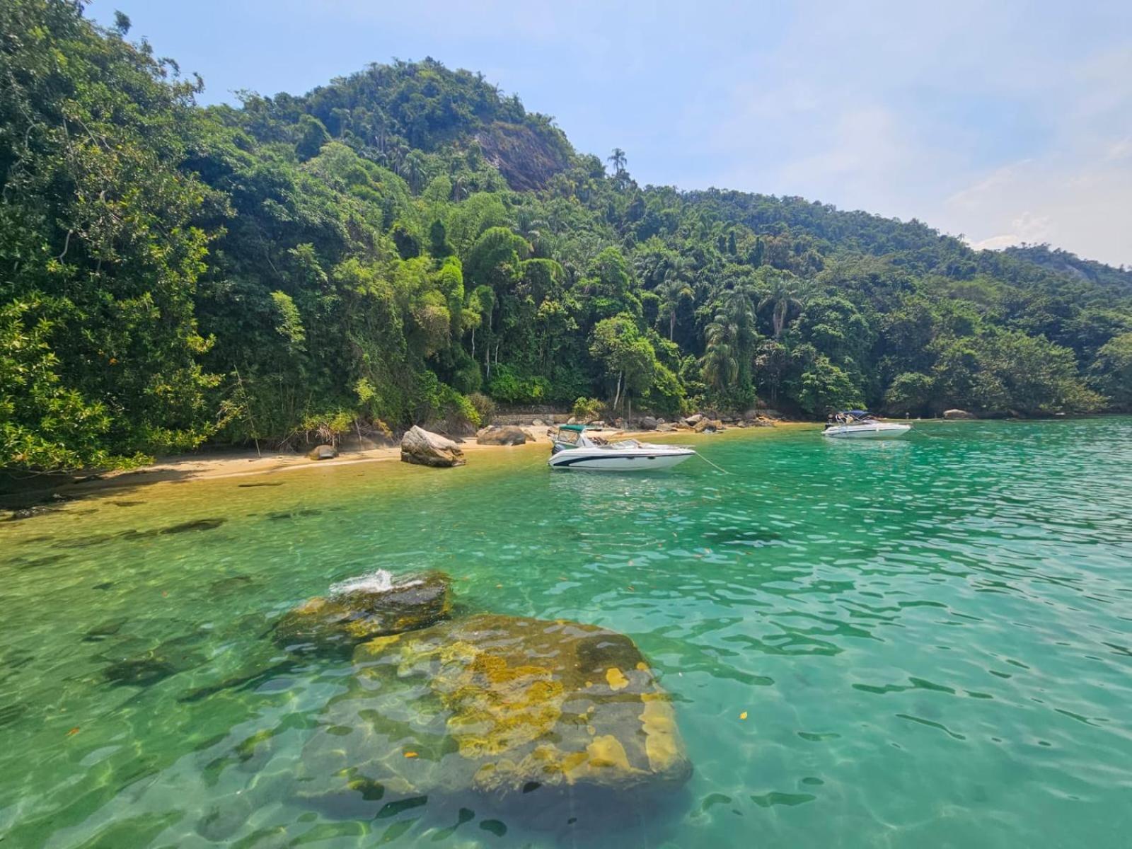 Casa Matatiso - Quartos Em Casa Compartilhada Na Ilha Grande ภายนอก รูปภาพ
